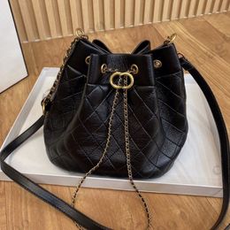 Vintage Cowhide Designer Bucket Bag Women Quilted Large Capacity Metal Chain Drawstring With Leather Belt Crossbody Handbags Lady 307q