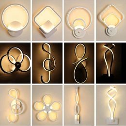 Wall Lamp Modern Minimalist Lamps Living Room Bedroom Bedside Lustre LED Indoor Black White Aisle Lighting Decoration