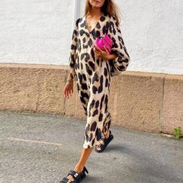 Casual Dresses 2024 Women's Loose Lantern Sleeve Leopard Print Dress Three-quarter V-neck Mid Length