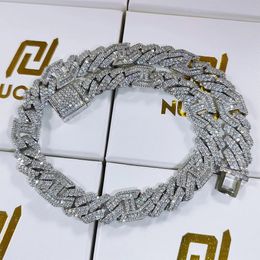 Hip Hop Jewellery Baguette 5A CZ Stone Bling Iced Out Prong Cuban Link Chain Necklace for Women Men 240226