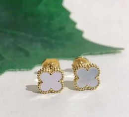 2024Stud Earrings Luxury Designer Earing Clover Pearl Mother-of-pearl 18K Gold Plated Agate Ear Ring Mothers Day Party Wedding Gift