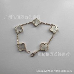 Designer Jewelry Luxury Bracelet Link Chain Vanca Four-leaf Clover Five Flower v Golden Lucky Grass White Fritillaria Diamonds Diamonds Classic Female PA3F