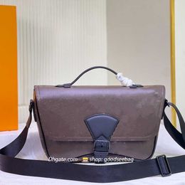 Men Messenger Bag Designer Shoulder Bags M46685 style Pockets Soft Real Leather Bag Luxury Black Flower Handbag Fashion Purse Crossbody Bags