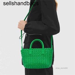 Totes Hobo Cabats Bag BottegVenets 7A Bag Woven Cloud Bags Mini Leather With Detachable Handbag Single Detachable Zipped Pocket Women Gowqw