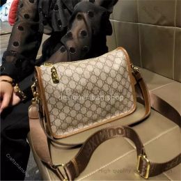 designer bag tote bag Designer handbag Hong Kong Women's New Popular Commuter Shoulder Leather Diagonal Straddle Square Handheld Small Bag