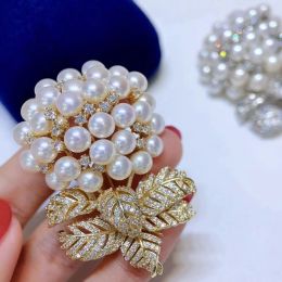 Jewellery Freshwater pearl white flower Brooch for woman gift Fashion Jewellery Clothes Decoration