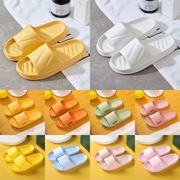 Summer New Slippers Hotel Beach Indoor Couple Comfortable Soft Sole Lightweight Guest Slippers Deodorising Women's Slippers 017