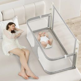 born Baby Bed Guardrail Protective Side Bed Barrier 3 in 1 Portable Crib for Baby Co Sleeping Bed Safety Rail Fence 240220