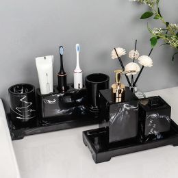 Holders Creative Black White Resin Bathroom Decoration Accessories European Modern Toothbrush Holder Soap Dish Home Decoration Modern