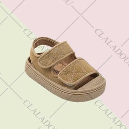 Sandals 12-16cm brand girls summer soft closed toe sandals 0-3-year-old boys solid outdoor casual sandals baby beach sandals J240228