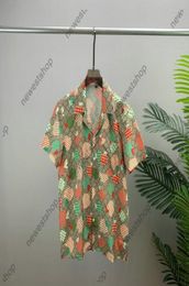 2022 Europe Italy mens t shirts Spring Summer Men Hawaii Beach Casual Shirt Cool Hip hop Short Sleeve Colour sweet Print Designer t5101023