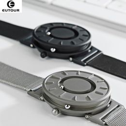 2018 New Style Watch Men Eutour Magnetic Ball Show Innovate Wristwatches Mens Nylon Strap Quartz Watch Fashion Erkek Kol Saati J19309Q
