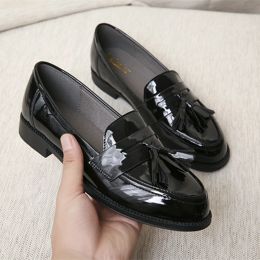 shoes Japanned Leather Oxford Shoes Woman Flats Tassel Loafers Thicken Bottom Fringe Moccasins Ladies Girls Creepers Retro Espadrilles