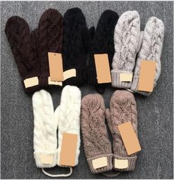 High Quality Brand GlovesUnisex Wool MittensEuropean Fashion Designer Warm Gloves Knitted Gloves Whole1333620
