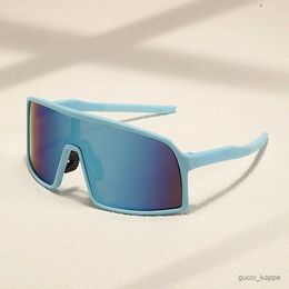 Sunglasses A Pair Of Cycling Glasses Outdoor Sports Sunglasses UV Resistant Men And Women Windproof Sunglasses