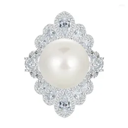 Cluster Rings Rich Lady's Happy Designer 16mm Pearl Ring With Luxury Inlaid Fashion Simple Style