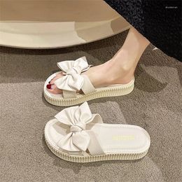 Slippers 2024 Bowknot One Word Women's Summer Korean Thick Bottom Outdoor Sandals Round Toe Lazy For Women Shoes