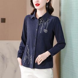 Women's Blouses 2024 Fall Plus-size Loose Shirt Ethnic Style Slanted Buckle Embroidered Short-sleeved Cotton Linen Top Woman T735