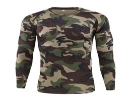 Tactical Camouflage Long Sleeve T Shirts Men Breathable Quick Dry ONeck Fitness T Shirt Multicam Camo Army Military TShirts Y1118369361