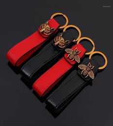 Bee Leather Metal Luxury Keychain Auto Car Waist KeyChains Black Red Leather Bee Luxury Keyrings Key Chain Keyholder14039614