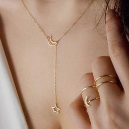 Dubai New Fashion Women Jewellery Simple Moon Star Necklace Gold Pendant Necklace Wedding Jewellery Accessories273s