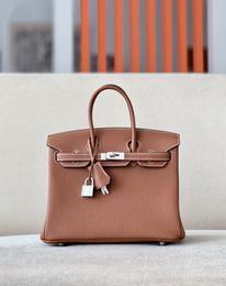 Новая популярная большая сумка от топ-дизайнера, высококачественная кожаная сумка 10А от женского дизайнера, женская сумка через плечо с цепочкой, высококачественная заколка для сумки