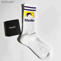 Rhude Mens Socks Womens New Letters Pure Cotton European American Street Trend Sports Casual Jogging Basketball Socks High quality breathable knitted socks