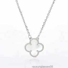 Brand 15mm Clover Necklace Fashion Charm Single Flower Cleef Necklace Luxury Diamond Agate 18k Gold Designer Necklace for Women BC5M9