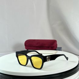 Designer sunglasses large frame UV resistant metal letters street photos unisex driving outdoor versatile glasses