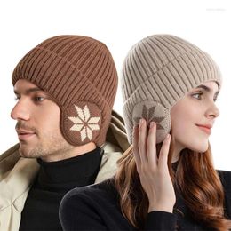 Berets Winter Warm Plush Knitted For Men Women Snow Fashion Hat Unisex Outdoor Coldproof Ear Protection Wool Caps 2024