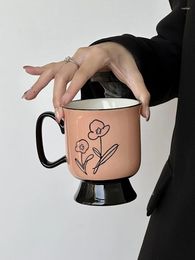 Mugs 400ml Green Pink Mug Retro Hand Painted Flower Ceramic Cup Mediaeval Coffee Large Capacity Breakfast Water