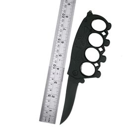 Buckle Outdoor Folding Multifunctional Escape Window Breaking Tool Self Defense Military Four Finger Fist Set Tactical Knife 676879
