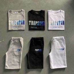 2024 Mens Trapstar T Shirt Set Letter Embroidered Tracksuit Short Sleeve Plush Shorts Advanced Design 4417ess