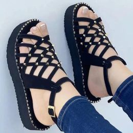 Sandals Women Fashion Rivet Flat Heels Summer Shoes Elegant Heeled Platform Sandalias
