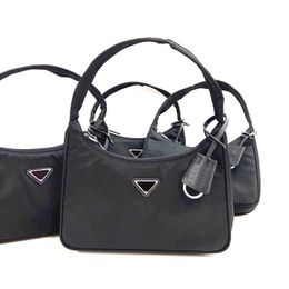 3piece Re Edition canvas Nylon shoulder fashion Bag Women Luxurys leather handbag CrossBody designer Saffiano bags man triangle cl246x