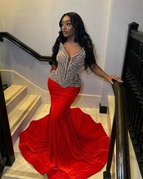 Red Velvet V Neck Long Prom Dress For Black Girls 2024 Beaded Birthday Party Dresses Mermaid Evening Gowns Robe De Bal