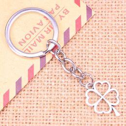 Keychains 20pcs Fashion Keychain 24x17mm Hollow Lucky Four Leaf Clover Irish Pendants DIY Men Jewellery Car Key Chain Souvenir For Gift