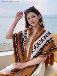 Scarves Handiwork Knit Bohemia Retro Stripe Tassel Winter Women Scarf Travel Warm Defend Wind Fashion Comfortable Versatile Cloak Shawl Q240228