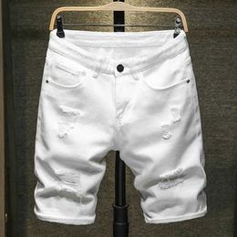 Men's Shorts New white denim shorts mens torn holes twisted knee length classic and simple casual slim fit denim shorts mens high-quality J240228