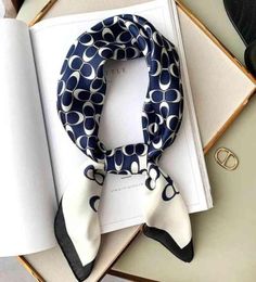 Fashion Neckerchief Women Hair Scarf Small Shawl Wrap Headband Hijab Lady Bandanna Muffler Pareo Suqare Female Girl Silk5174058