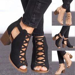 Sandals 2024 Women Square Heel Peep Toe Hollow Out Chunky Gladiator with Strap Black Spring Summer Shoes