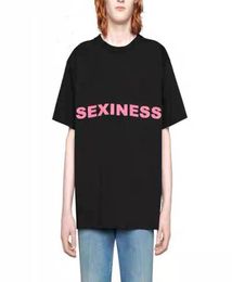 20SS SEXINESS Pink Letter Printed Loose Tee Breathable Couples Solid TShirt Summer Short Sleeve Men Women Couple Street Crew Neck6648209