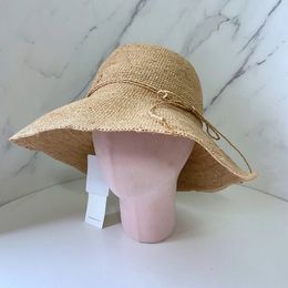 Female Natural Lafite Grass Boater Fresh Classical Brand Straw Woven Fisherman Hat Summer Outing Sunscreen Raffia Bucket Hat 240226