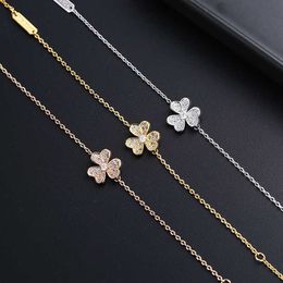 Designer Jewellery Luxury Bracelet Link Chain VanCA Four Leaf Grass Jewellery Womens Leaf Grass Full Diamond Bracelet Simple Lucky Grass Simple Light Luxury Jewellery