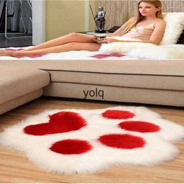 Carpets Cute Cat Paw Bear Foot Cushion Animal Footprint Shape Soft Plush Carpet Home Sofa Table Floor Mat Bedroom Decorative 2024 H240514