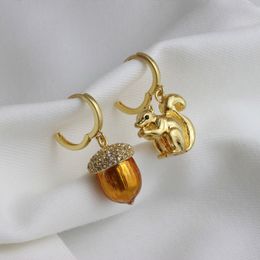 American Squirrel Earrings Asymmetric Picking Pineapple Earrings New Style