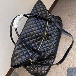 Lüks Tasarımcı Duffel Bag Yüksek Kaliteli Erkekler Seyahat Çantası 50cm Kabartmalı Büyük Kapasiteli Spor Çantası Kadın Duffel Bags Satchel