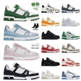 Low Top Fashion Designer Casual Shoes Women Mens Denim V Trainers Flowers Brand White Black Blue Green Red Yellow Orange Luxury Calf Leather Sports Sneakers Size 36-45
