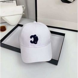 Stingy Hats Designer menshat womens baseball cap Celins s fitted hats letter summer snapback sunshade sport embroidery beach luxury hats2121 240229