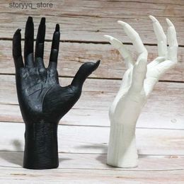 Other Home Decor Resin Handicraft Angel Demonic Hands Devils Claws Witch Arm Wall Pendant Decorative Figurines Home Decoration Accessories Q240229